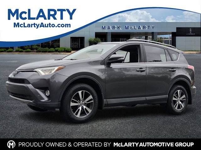 Used 2018 Toyota RAV4 XLE image 1