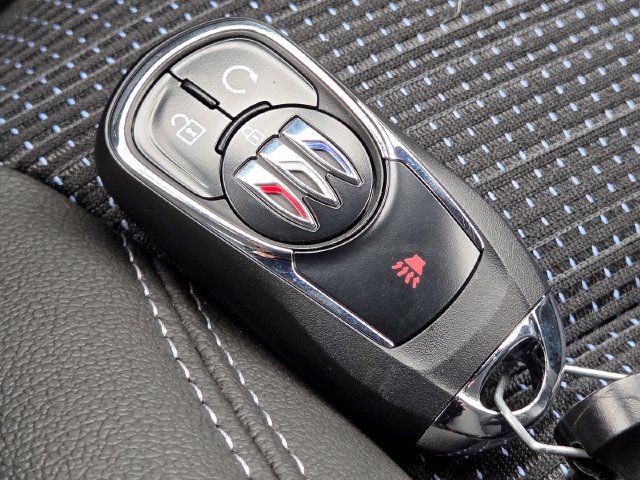 New 2026 Buick Envista Sport Touring w/ Convenience I Package FWD image 31