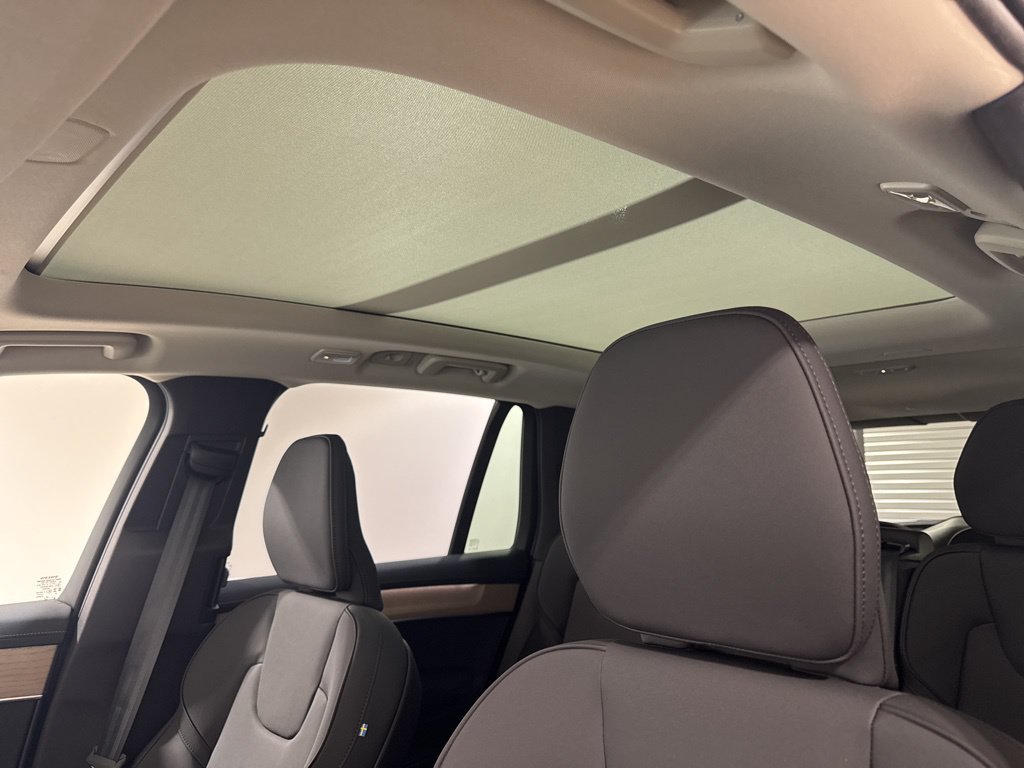 New 2026 Volvo XC90 B6 Plus AWD/4WD image 16
