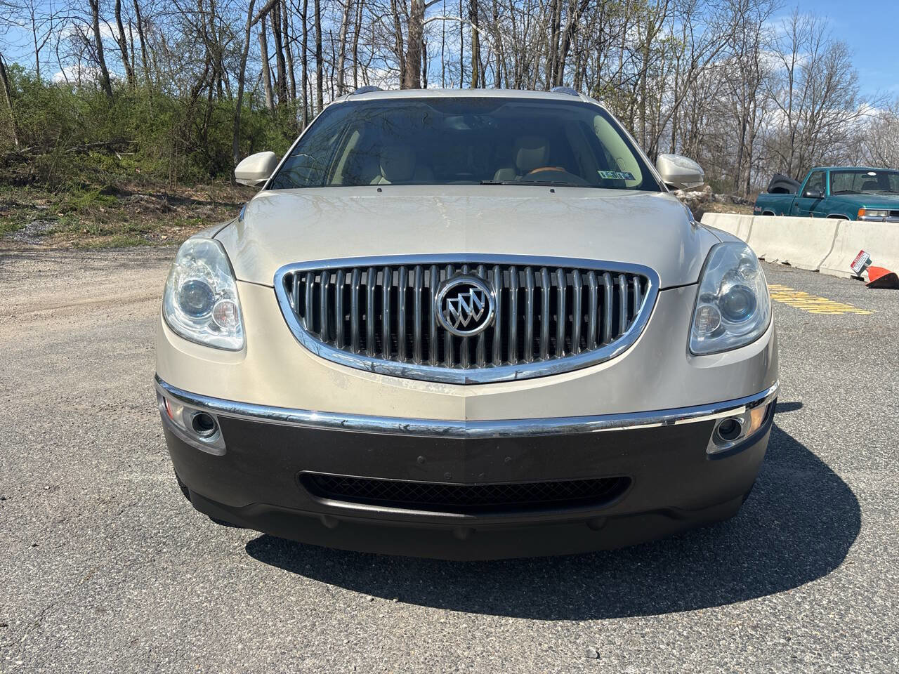 Used 2008 Buick Enclave CXL w/ Entertainment Package #3 AWD/4WD image 6