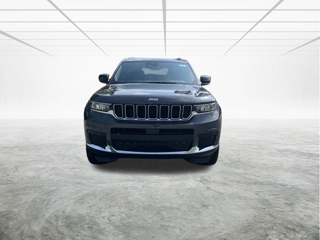 New 2025 Jeep Grand Cherokee L Laredo w/ Luxury Tech Group I image 8