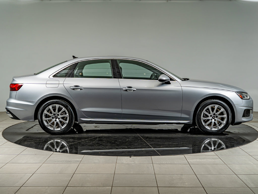 Used 2022 Audi A4 2.0T Premium w/ Convenience Package AWD/4WD image 4