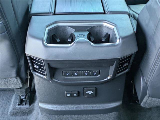 Used 2024 Toyota Tundra Platinum AWD/4WD image 17