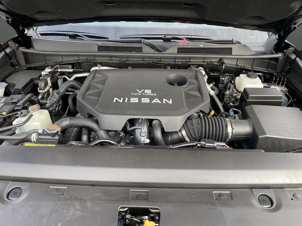 New 2025 Nissan Armada SL w/ Captain's Chari Seat Package image 40