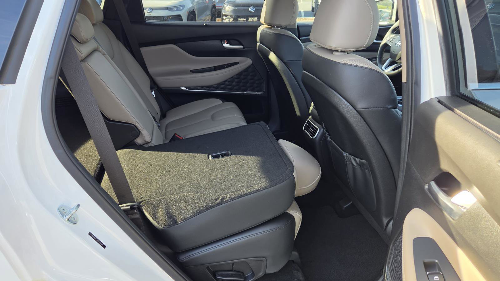 Used 2023 Hyundai Santa Fe SEL w/ Premium Package image 51