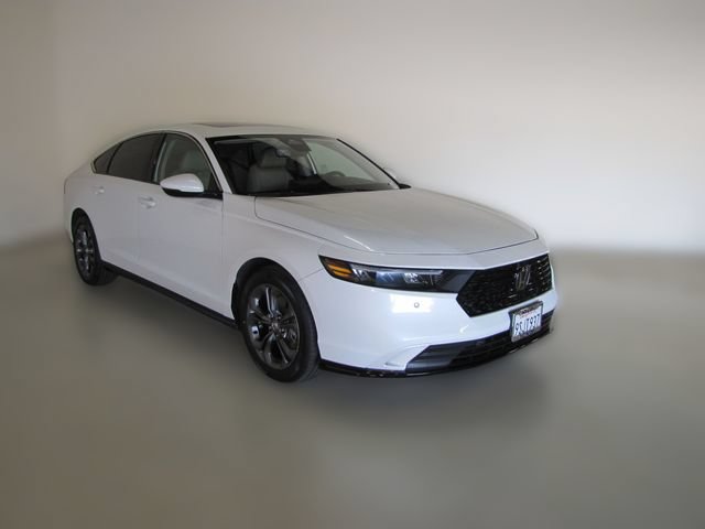 Used 2024 Honda Accord EX-L image 3