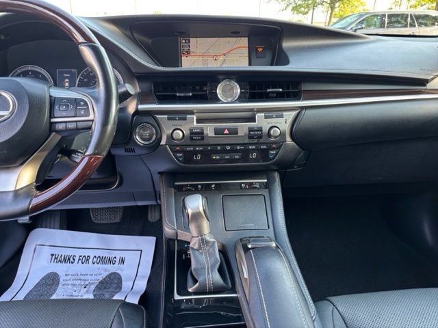 Used 2018 Lexus ES 350 w/ Navigation System Package FWD image 11