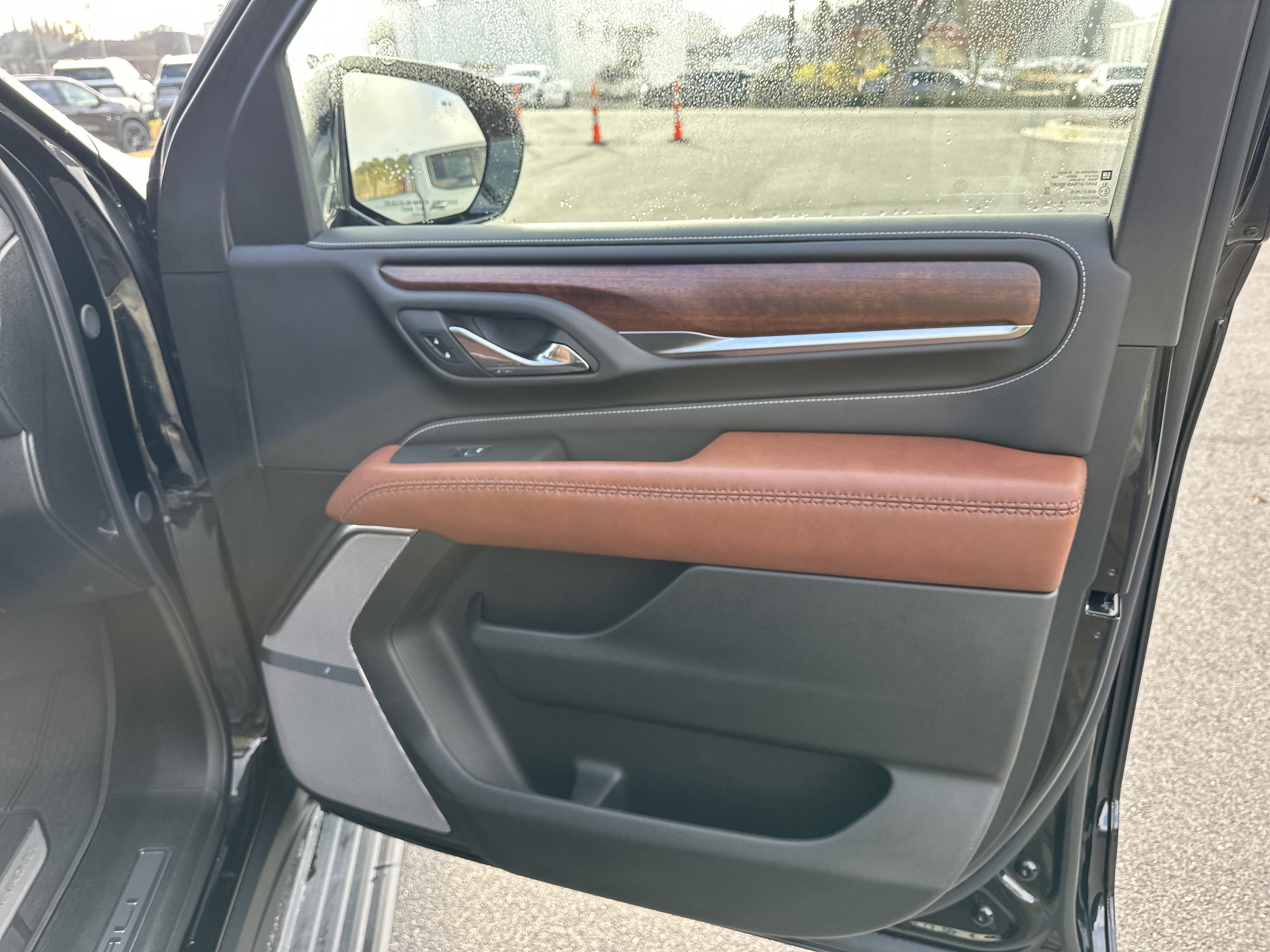 Certified 2024 GMC Yukon Denali Ultimate image 16