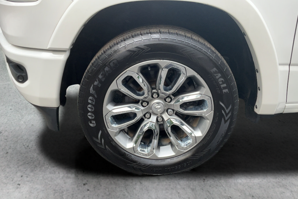 Used 2019 RAM 1500 Laramie AWD/4WD image 24