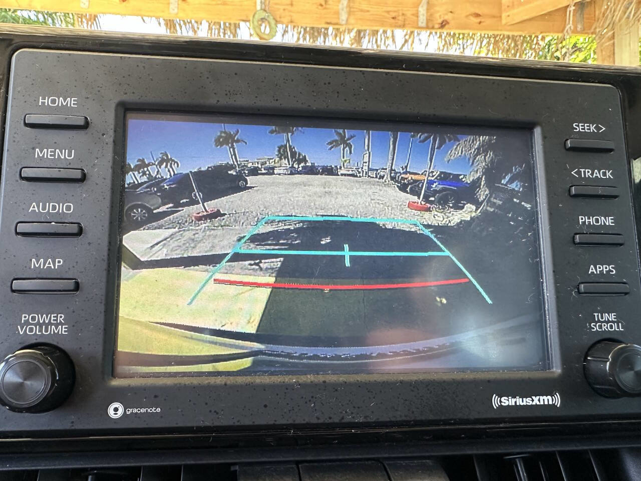 Used 2021 Toyota RAV4 XLE Premium image 10