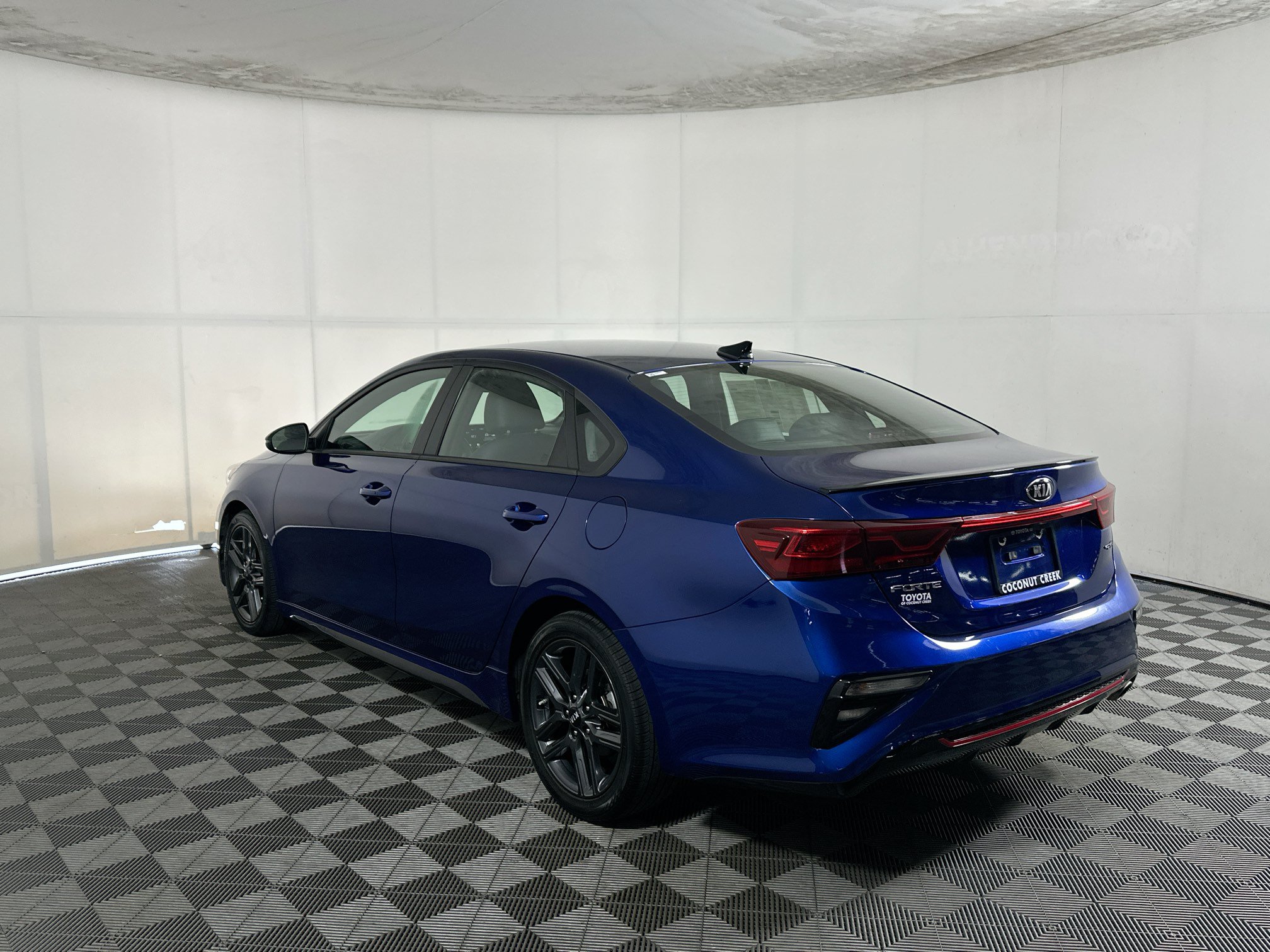 Used 2021 Kia Forte GT-Line FWD image 5