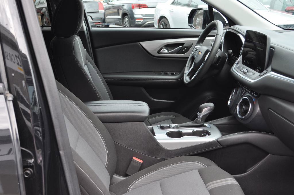 Used 2024 Chevrolet Blazer LT image 21