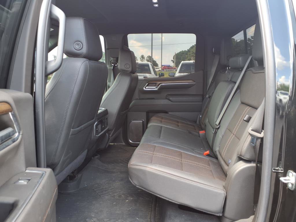 Certified 2024 Chevrolet Silverado 1500 High Country w/ Midnight Edition image 21