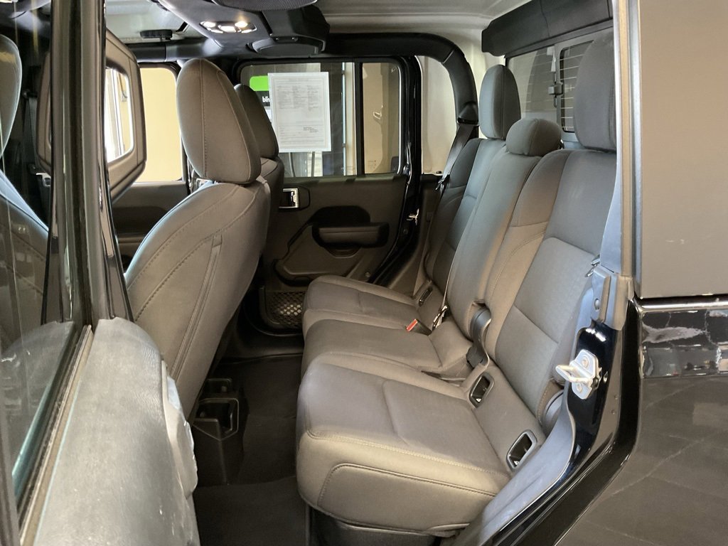 Used 2021 Jeep Gladiator Sport image 22