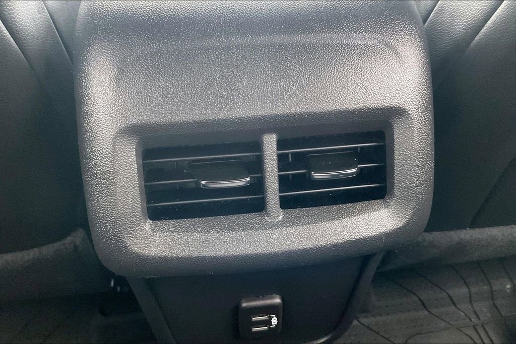 Used 2022 Chevrolet Equinox RS w/ LPO, Floor Liner Package image 12