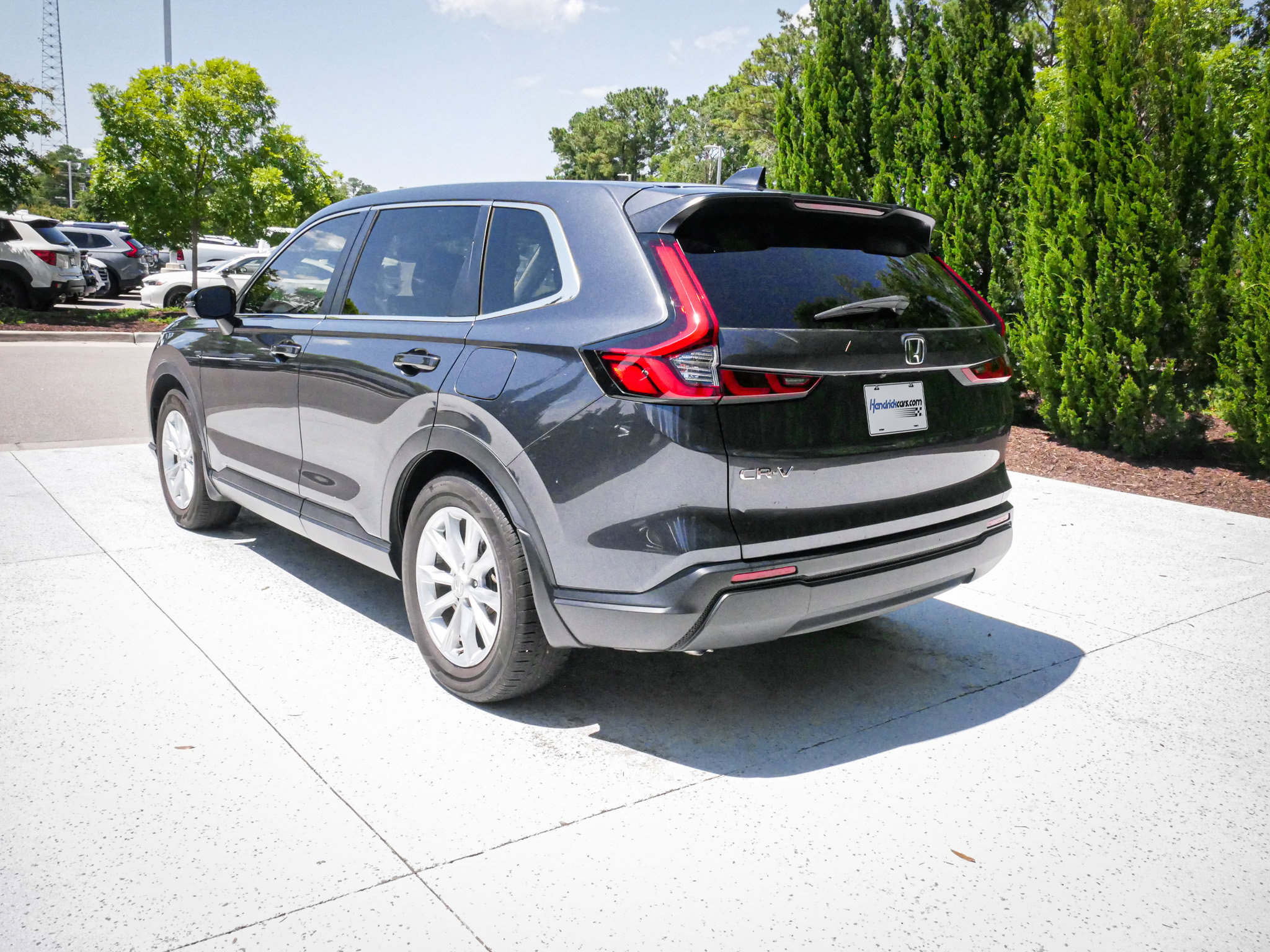 Used 2024 Honda CR-V EX image 8