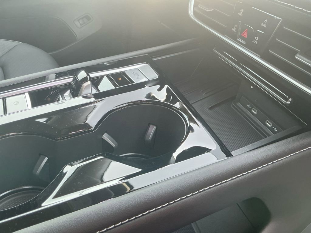 New 2026 Volkswagen Atlas SEL image 17