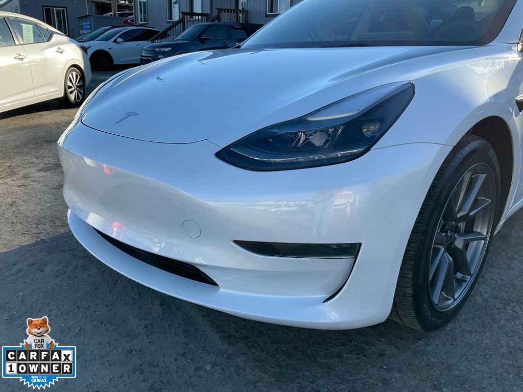 Used 2023 Tesla Model 3 Standard Range image 91