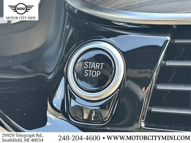 Used 2018 BMW 530e xDrive w/ Premium Package 2 AWD/4WD image 30