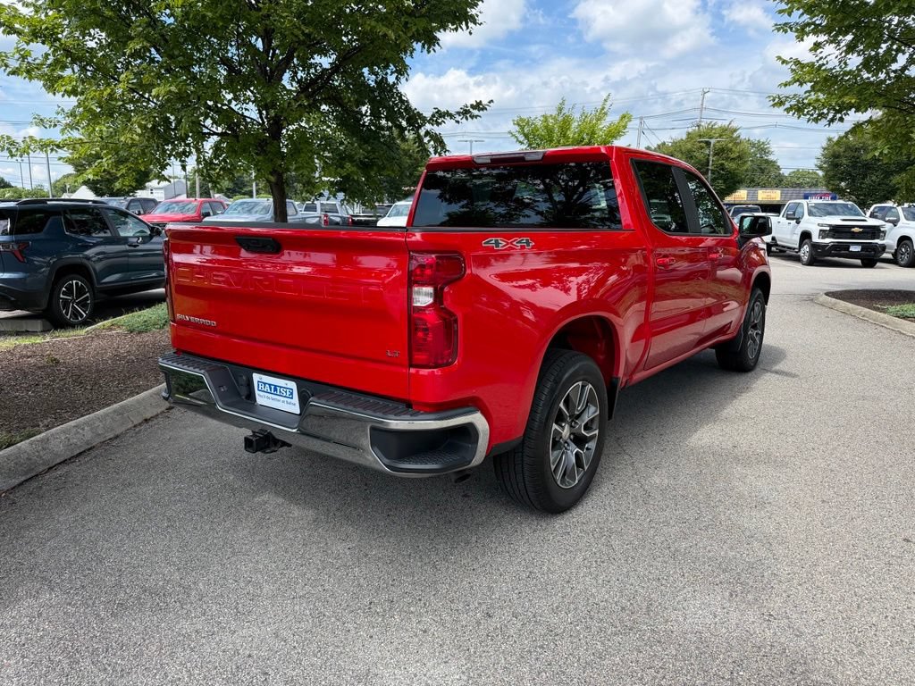 Used 2022 Chevrolet Silverado 1500 LT AWD/4WD image 5