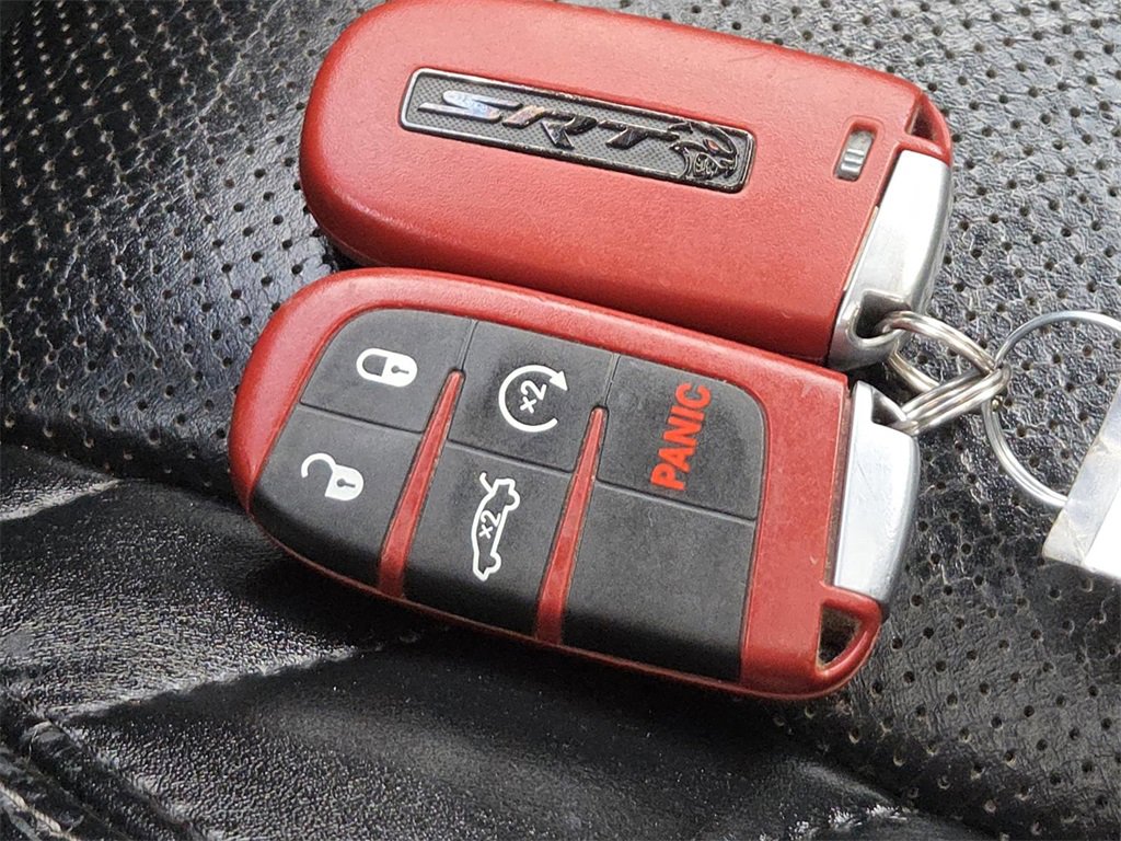 Used 2019 Dodge Challenger SRT Hellcat Redeye image 31