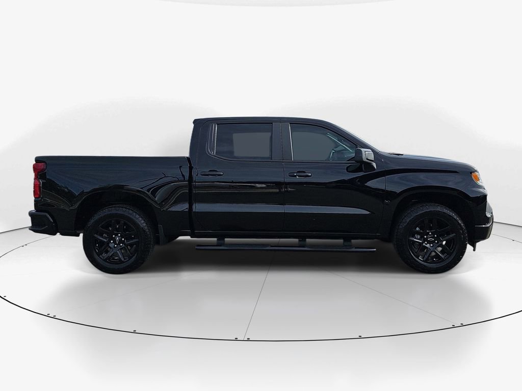 Used 2024 Chevrolet Silverado 1500 RST w/ Z71 Off-Road Package AWD/4WD image 4