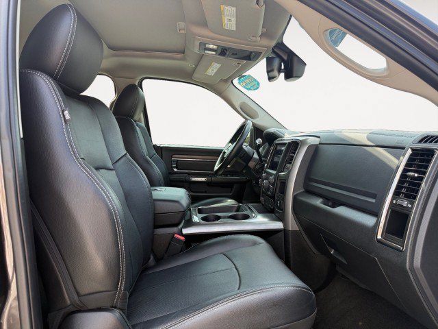 Used 2018 RAM 2500 Laramie w/ Sport Appearance Group AWD/4WD image 10