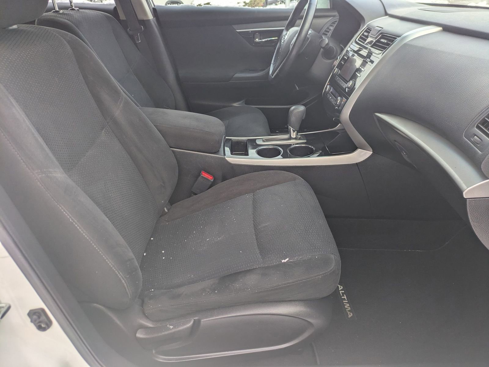 Used 2014 Nissan Altima 2.5 SV image 24