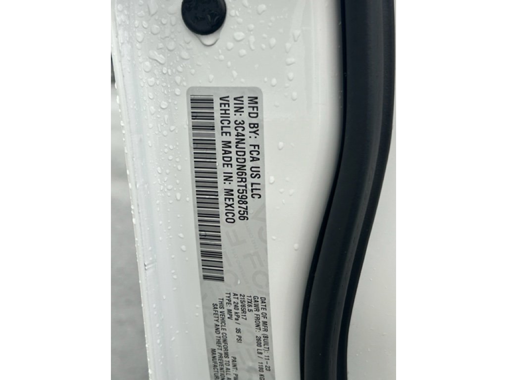 Used 2024 Jeep Compass Trailhawk image 23