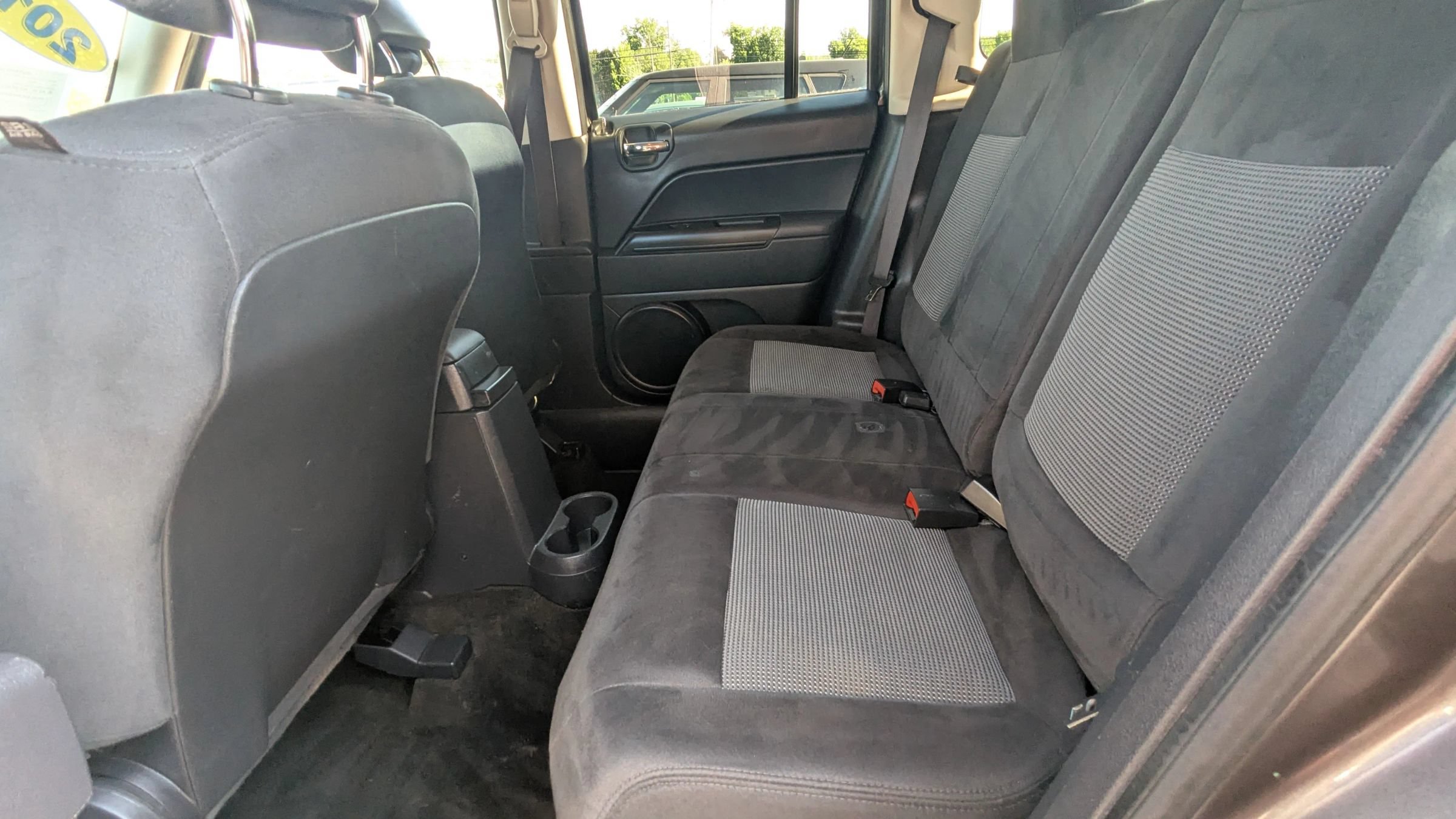 Used 2016 Jeep Patriot Latitude FWD image 10