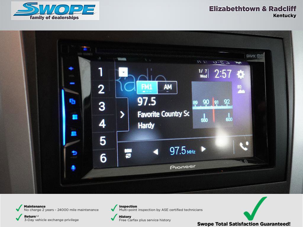 Used 2010 Chevrolet Traverse LT image 21