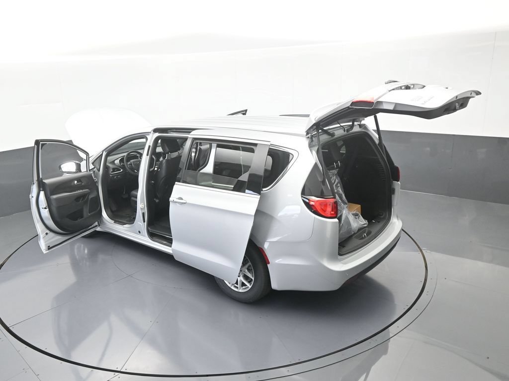 New 2026 Chrysler Voyager LX FWD image 63