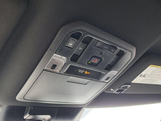New 2026 Toyota Tundra Limited AWD/4WD image 32