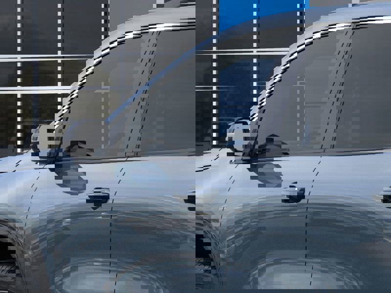 New 2026 Chevrolet Traverse LT image 13