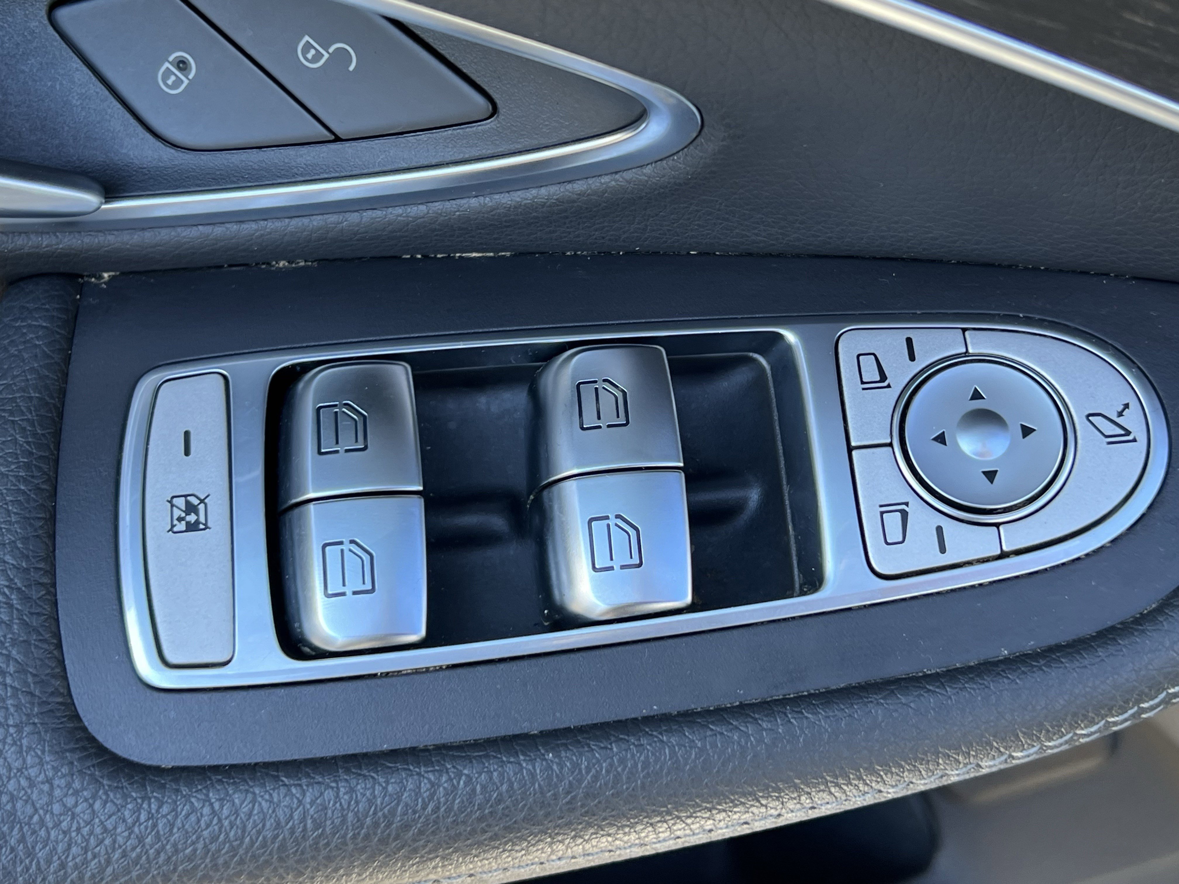 Certified 2020 Mercedes-Benz C 300 Sedan image 15