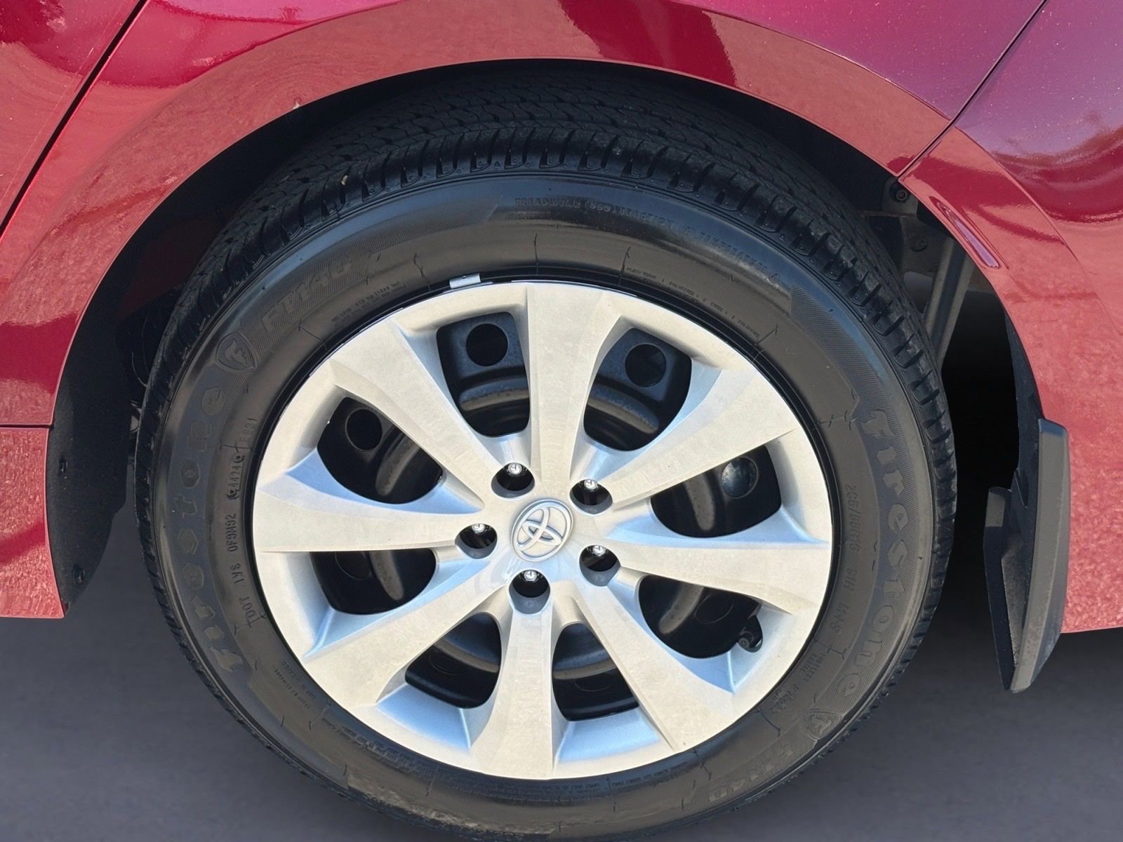 Used 2025 Toyota Corolla LE FWD image 13