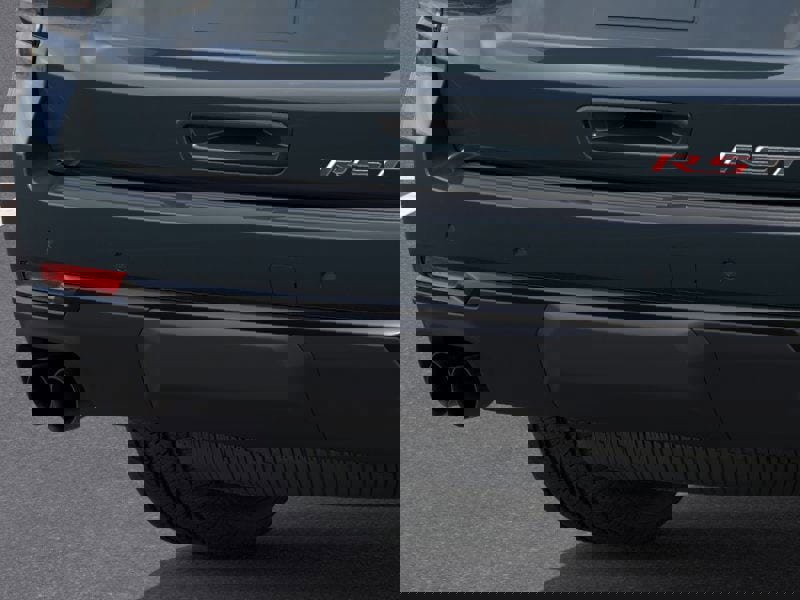 New 2026 Chevrolet Suburban RST image 14