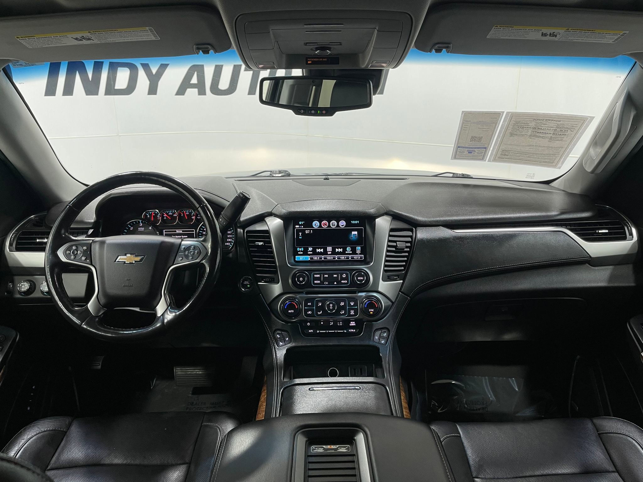 Used 2018 Chevrolet Suburban Premier image 17