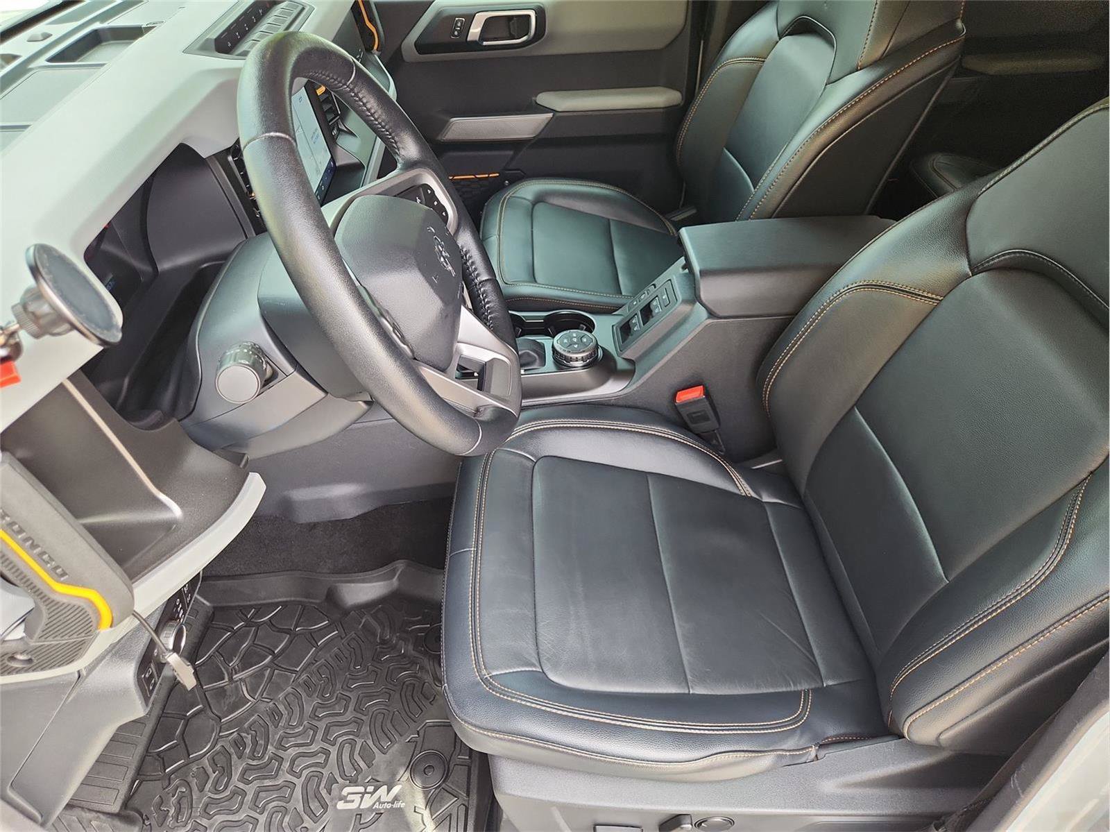Used 2023 Ford Bronco Badlands AWD/4WD image 19