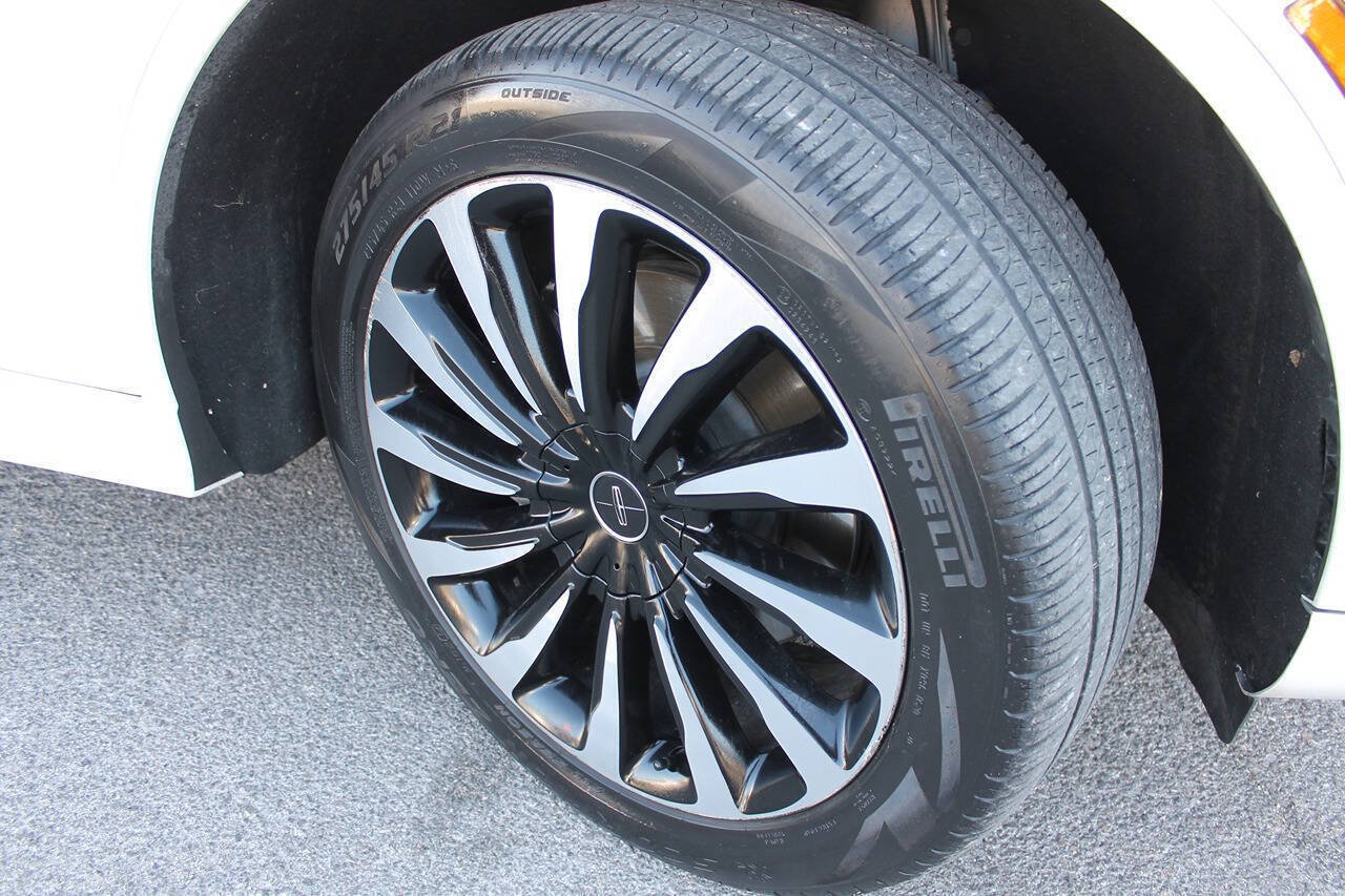 Used 2020 Lincoln Aviator Black Label Grand Touring w/ Class IV Trailer Tow Package AWD/4WD image 12