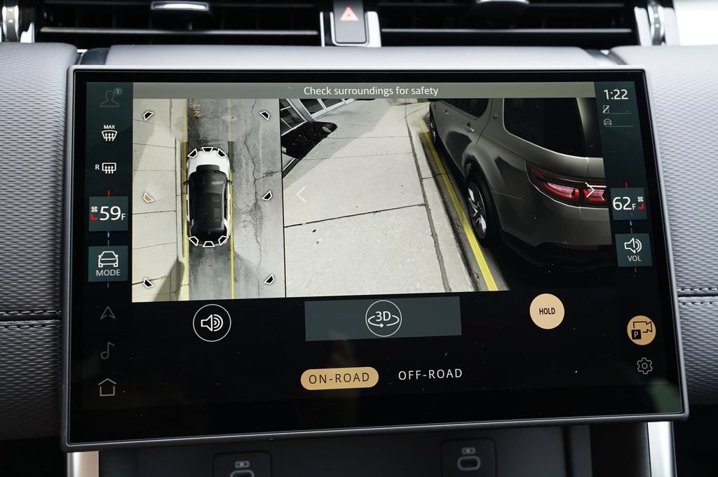 New 2026 Land Rover Discovery Sport Landmark AWD/4WD image 23