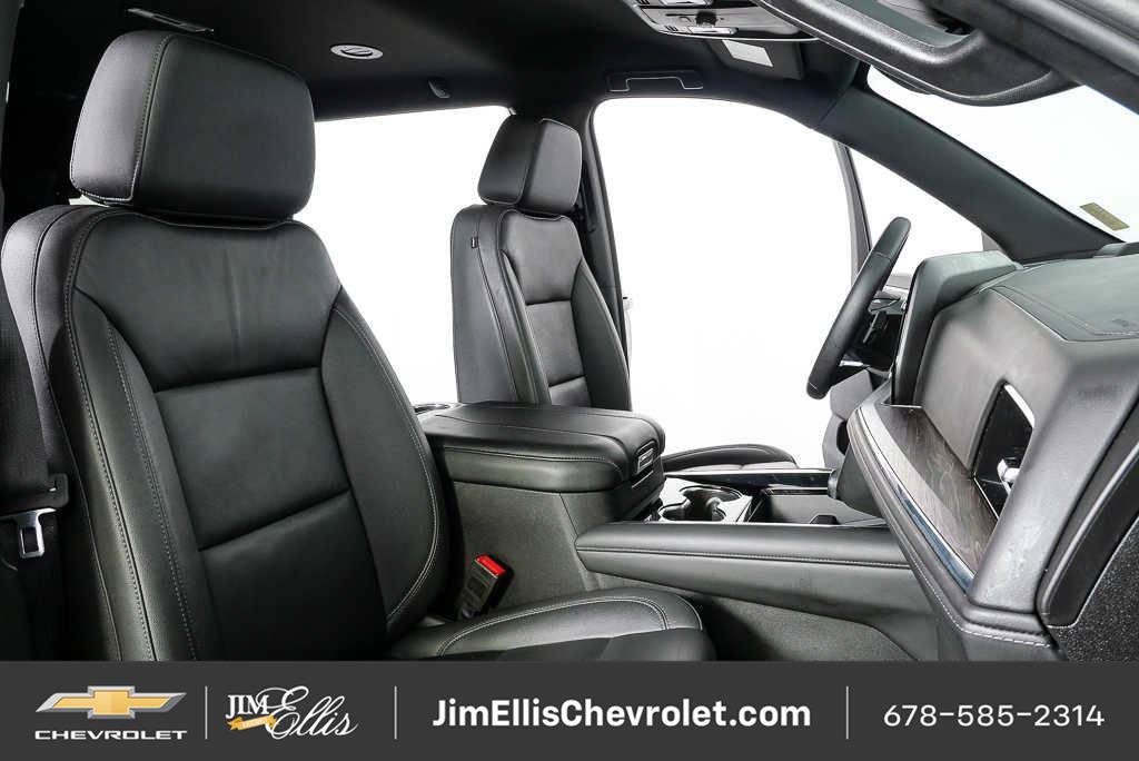 Certified 2025 Chevrolet Tahoe LT AWD/4WD image 23