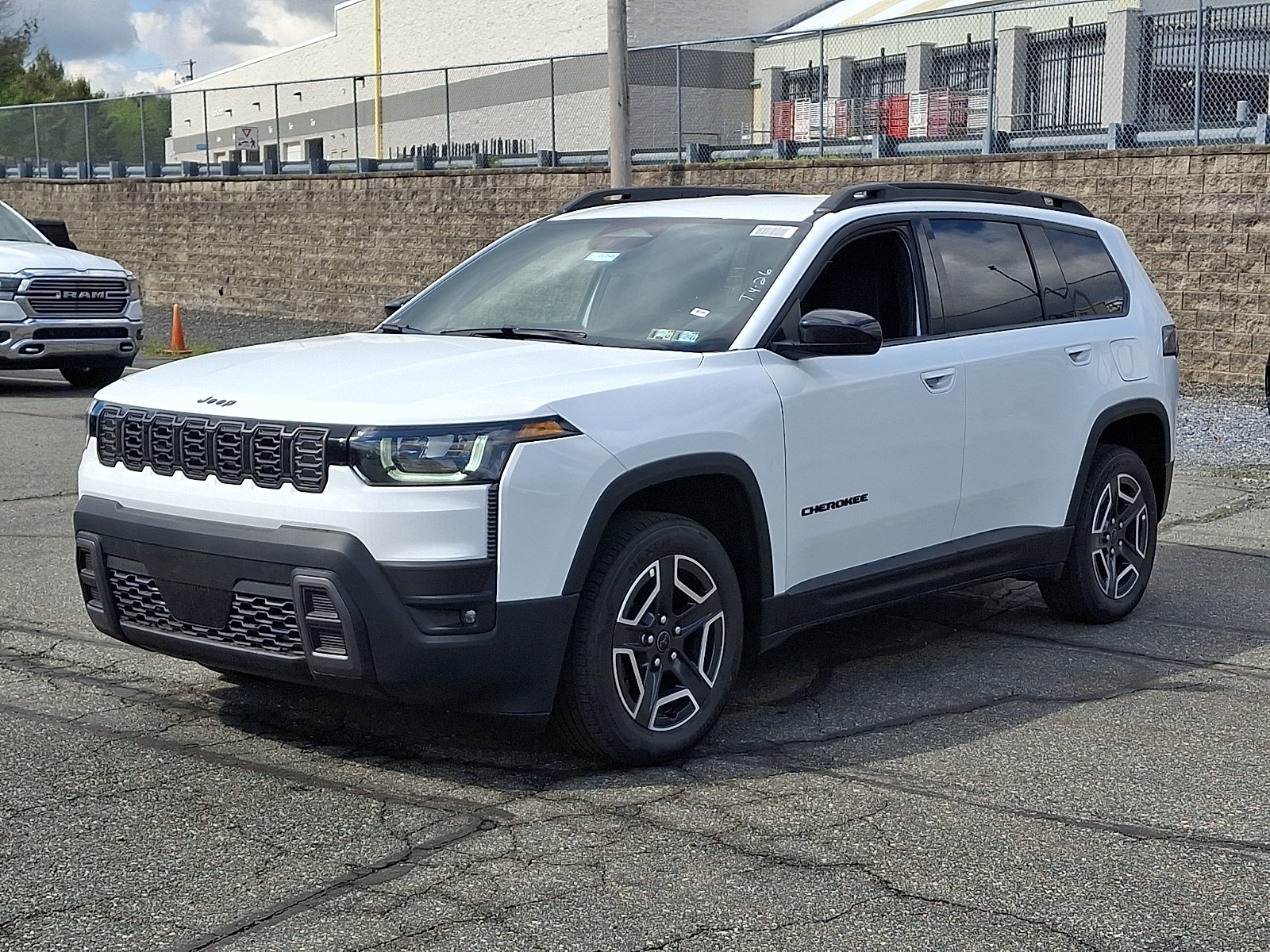 New 2026 Jeep Cherokee Laredo AWD/4WD image 2