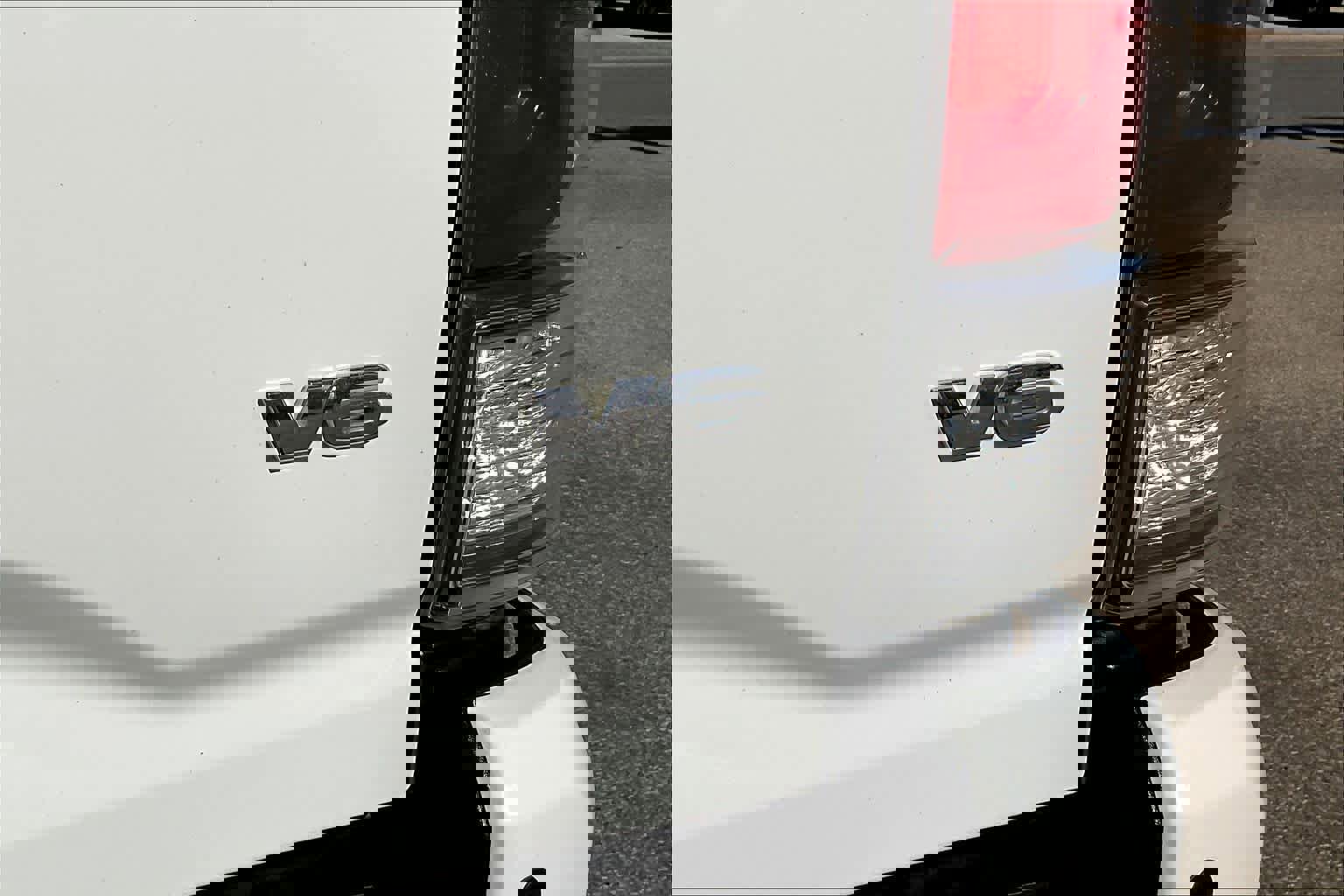 Used 2023 Toyota Tacoma TRD Off-Road image 9