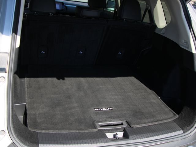 Certified 2023 Nissan Rogue SV w/ SV Premium B Package FWD image 13