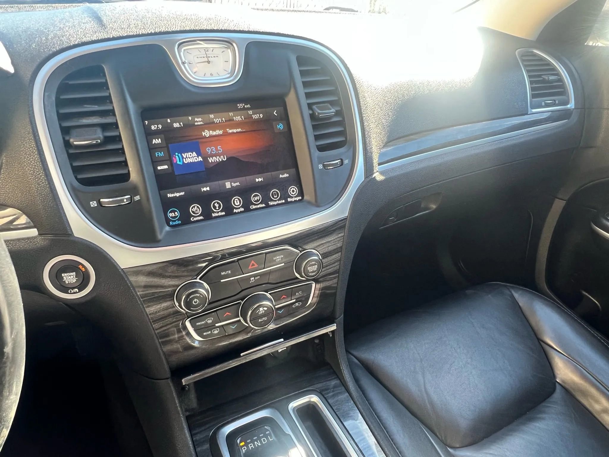 Used 2019 Chrysler 300 Touring L w/ Quick Order Package 22F image 17