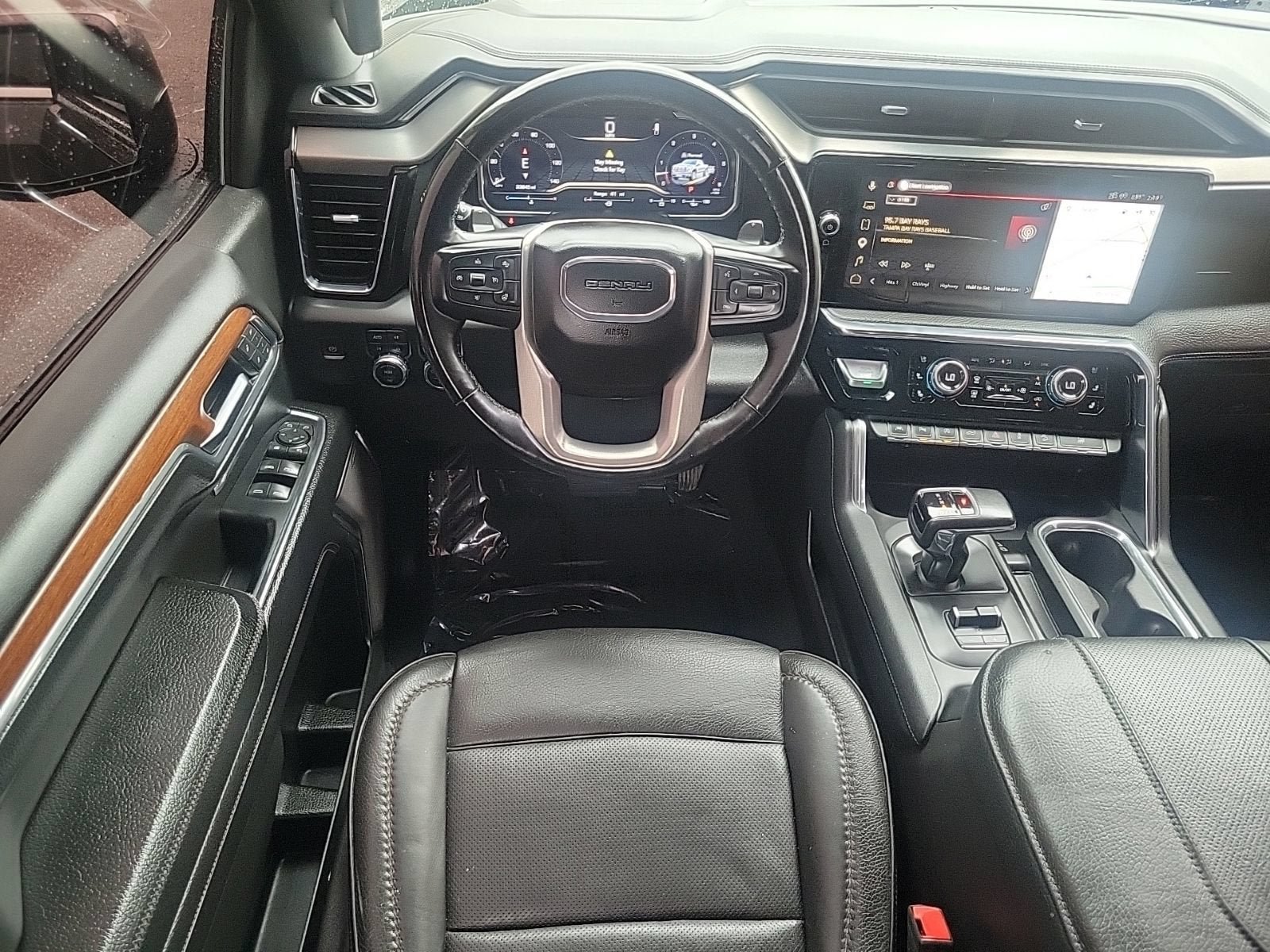 Used 2023 GMC Sierra 1500 Denali w/ Denali Reserve Package AWD/4WD image 18