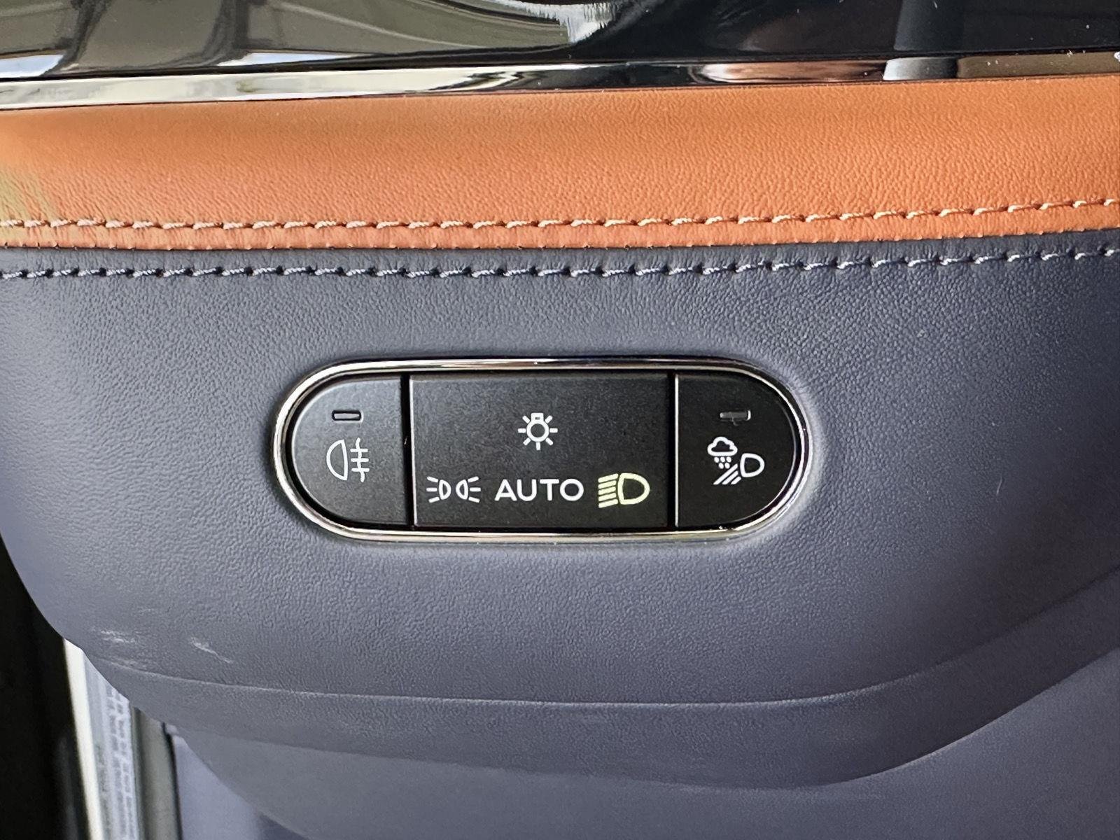 New 2026 Bentley Bentayga Extended Wheelbase AWD/4WD image 53