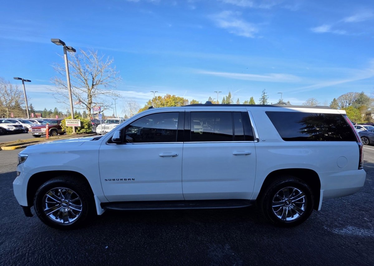Used 2015 Chevrolet Suburban LT w/ Max Trailering Package AWD/4WD image 2