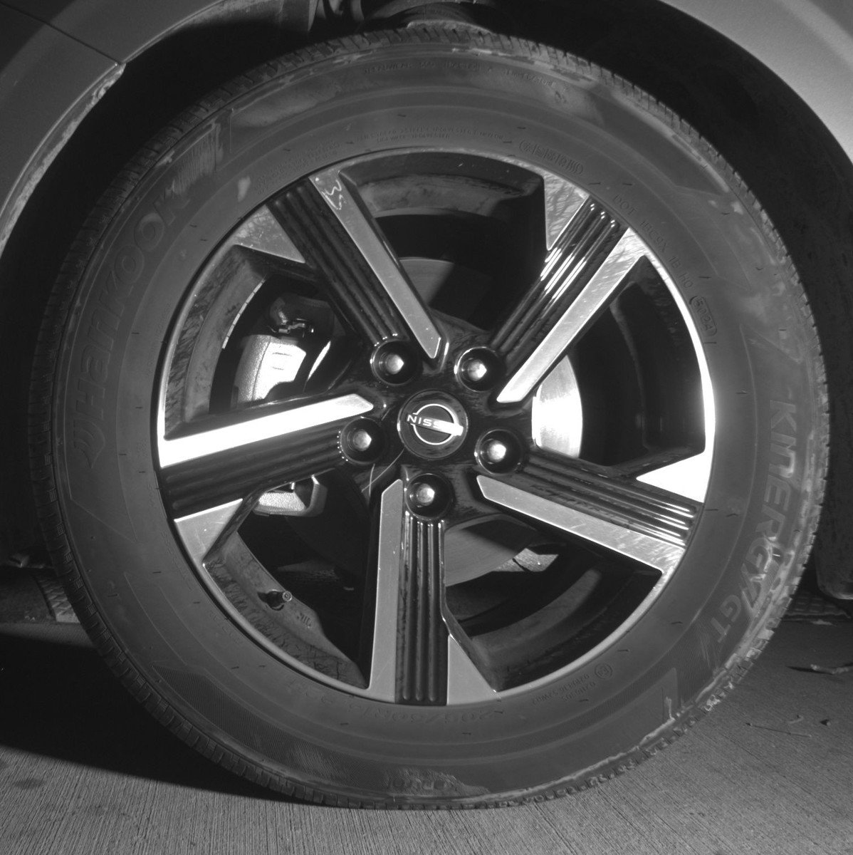 Used 2025 Nissan Sentra SV image 11